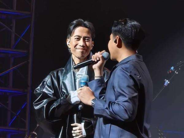 Hari Ini Vidi Aldiano Mulai Perawatan Kanker di Malaysia, Banjir Doa! Hari Ini Vidi Aldiano Mulai Perawatan Kanker di Malaysia, Banjir Doa!