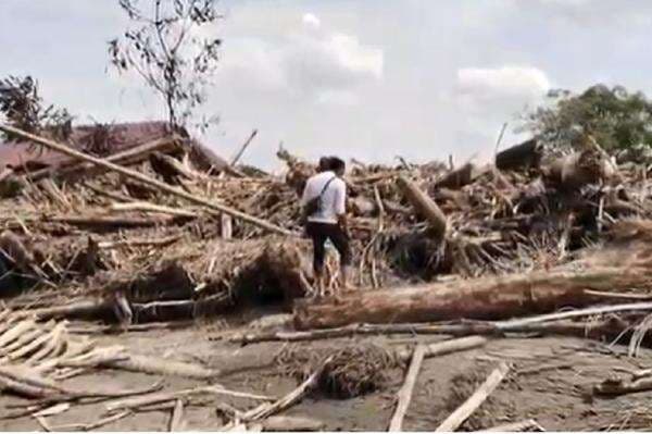 Kapolri Sebut Sudah Kantongi Tersangka Kasus Gelondongan Kayu di Sumut, Siapa? Kapolri Sebut Sudah Kantongi Tersangka Kasus Gelondongan Kayu di Sumut, Siapa?