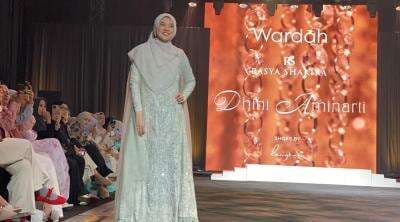 MUFFEST+ 2025, Dhini Aminarti dan 3 Artis Lainnya Hadir dengan Koleksi Lebaran MUFFEST+ 2025, Dhini Aminarti dan 3 Artis Lainnya Hadir dengan Koleksi Lebaran