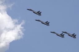 Didekati 7 Pesawat dan 5 Kapal Militer China, Taiwan Kerahkan Rudal