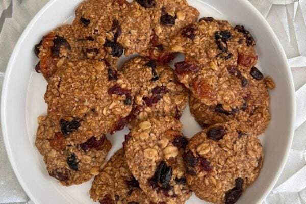 Didukung Pertamina UMK Academy, Minie Sudjarwo Ciptakan Camilan Sehat untuk Gaya Hidup Aktif Didukung Pertamina UMK Academy, Minie Sudjarwo Ciptakan Camilan Sehat untuk Gaya Hidup Aktif