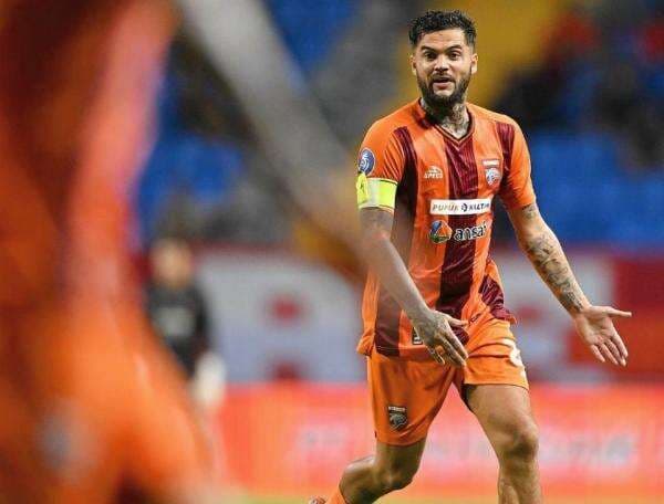 Diego Michiels Kena Serang Fans Timnas Indonesia Usai Bilang: Baru Menang Sekali Sudah Kayak Juara Piala Dunia Diego Michiels Kena Serang Fans Timnas Indonesia Usai Bilang: Baru Menang Sekali Sudah Kayak Juara Piala Dunia