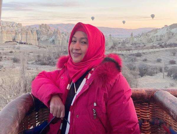 5 Potret Dina Mariana Semasa Hidup, Mulai dari Penyanyi Cilik hingga Jadi Ibu 3 Anak 5 Potret Dina Mariana Semasa Hidup, Mulai dari Penyanyi Cilik hingga Jadi Ibu 3 Anak