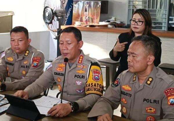 Sopir Bus Pariwisata Jadi Tersangka Kecelakaan Maut di Batu, Terancam 12 Tahun Bui Sopir Bus Pariwisata Jadi Tersangka Kecelakaan Maut di Batu, Terancam 12 Tahun Bui