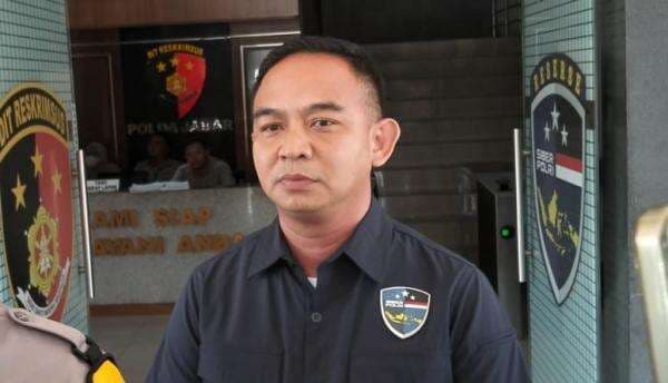 Lisa Mariana Dipanggil Polda Jabar terkait Video Dewasa Lisa Mariana Dipanggil Polda Jabar terkait Video Dewasa