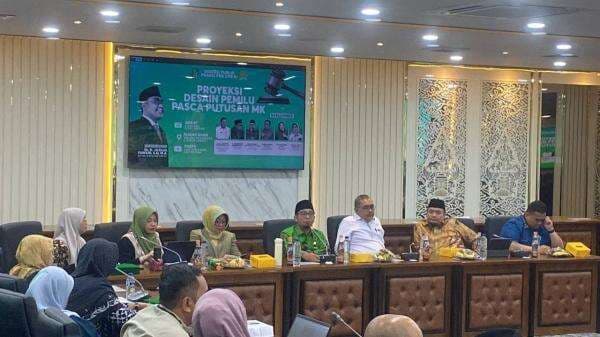 Putusan MK Soal Pemilu, Komisi II DPR Sebut Tidak Otomatis Bisa Dilaksanakan Putusan MK Soal Pemilu, Komisi II DPR Sebut Tidak Otomatis Bisa Dilaksanakan