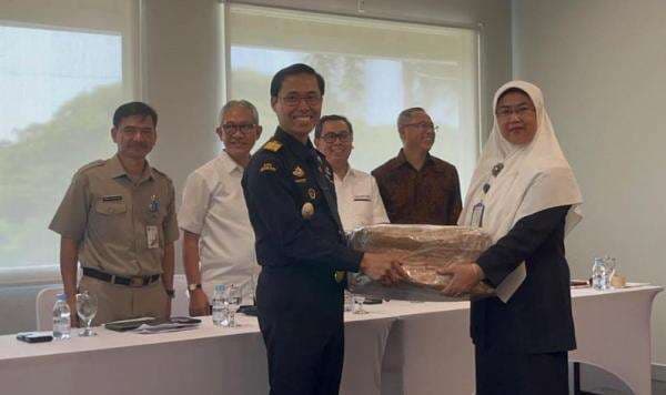 Ditahan Bea Cukai sejak 2022, SLB Pastikan Alat Belajar Tunanetra dari Korsel Masih Berfungsi Ditahan Bea Cukai sejak 2022, SLB Pastikan Alat Belajar Tunanetra dari Korsel Masih Berfungsi