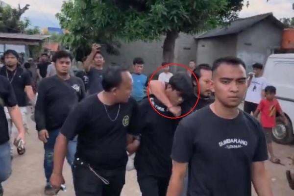 Ditangkap Polisi, Ini Tampang Bengis Pembunuh Pria Dalam Karung di Tangerang! Ditangkap Polisi, Ini Tampang Bengis Pembunuh Pria Dalam Karung di Tangerang!