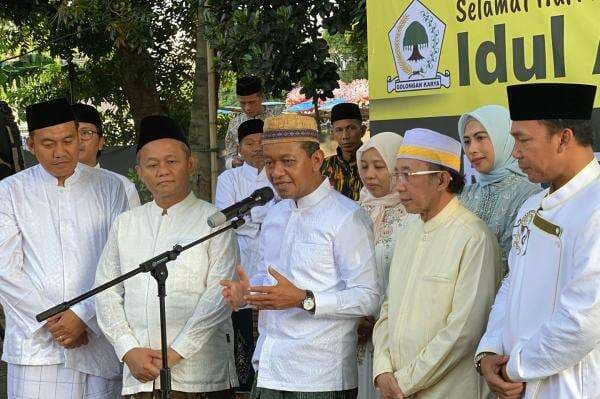 Ditanya Isu Reshuffle Kabinet, Bahlil: Ya Kita Serahkan Hewan Kurban Dulu Ditanya Isu Reshuffle Kabinet, Bahlil: Ya Kita Serahkan Hewan Kurban Dulu