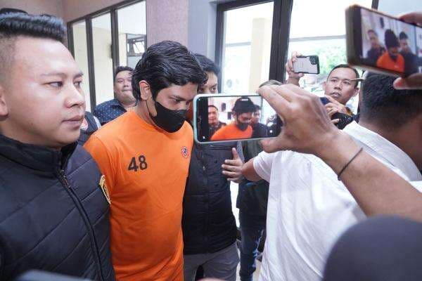 Kronologi Dokter Kandungan yang Cabuli Pasiennya, Berawal dari Konsultasi Kronologi Dokter Kandungan yang Cabuli Pasiennya, Berawal dari Konsultasi