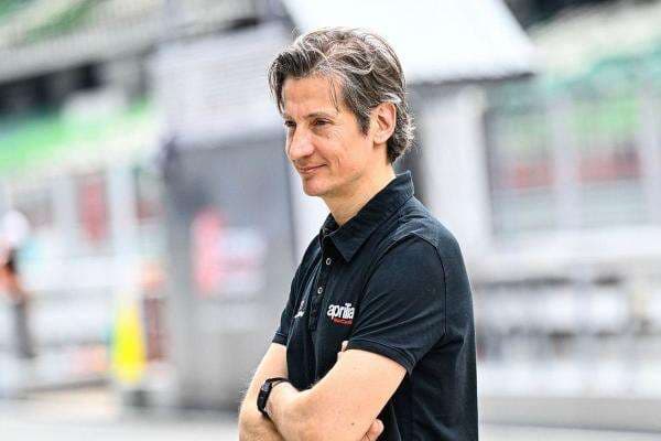 Dominasi Marc Marquez di MotoGP 2025 Tak Bikin Bos Aprilia Murka: Kami Bisa Mengalahkannya! Dominasi Marc Marquez di MotoGP 2025 Tak Bikin Bos Aprilia Murka: Kami Bisa Mengalahkannya!