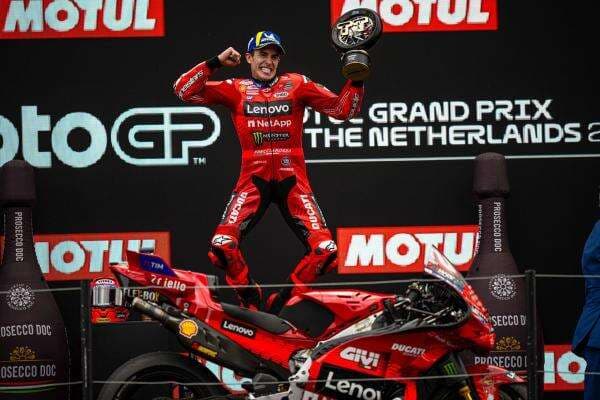 Loris Capirossi Sebut Dominasi Marc Marquez di MotoGP 2025 Justru Berdampak Positif Loris Capirossi Sebut Dominasi Marc Marquez di MotoGP 2025 Justru Berdampak Positif