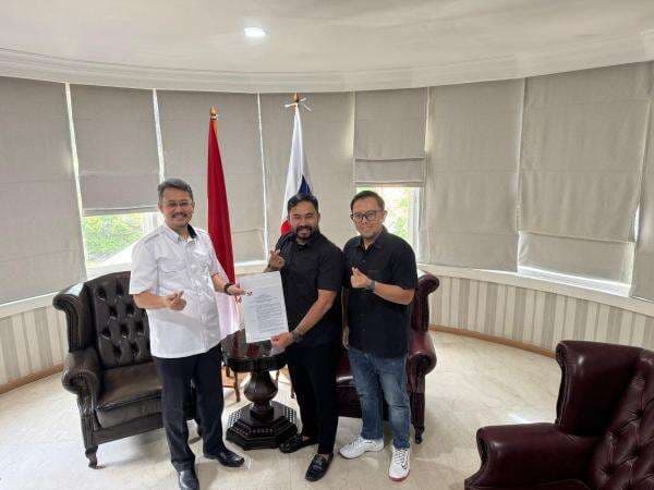 DPD Partai Perindo Kota Bogor Resmi Terima SK Definitif, Irfan Niti Sasmita: Perkuat Struktur dan Hadirkan Program Bermanfaat DPD Partai Perindo Kota Bogor Resmi Terima SK Definitif, Irfan Niti Sasmita: Perkuat Struktur dan Hadirkan Program Bermanfaat