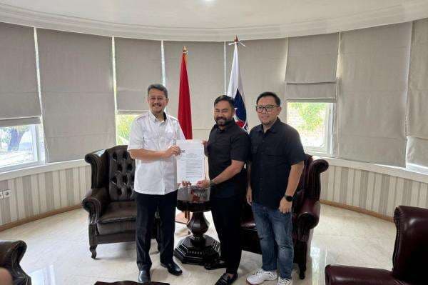 DPD Partai Perindo Kota Bogor Terima SK Definitif, Irfan Niti Sasmita: Perkuat Struktur dan Hadirkan Program Bermanfaat DPD Partai Perindo Kota Bogor Terima SK Definitif, Irfan Niti Sasmita: Perkuat Struktur dan Hadirkan Program Bermanfaat