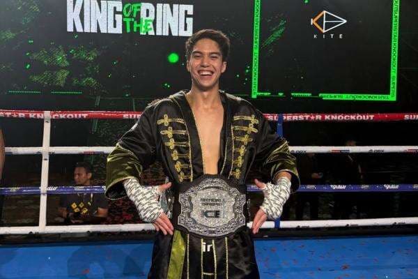 Duel Tinju hanya 38 Detik, El Rumi Menang TKO Atas Jefri Nichol Duel Tinju hanya 38 Detik, El Rumi Menang TKO Atas Jefri Nichol
