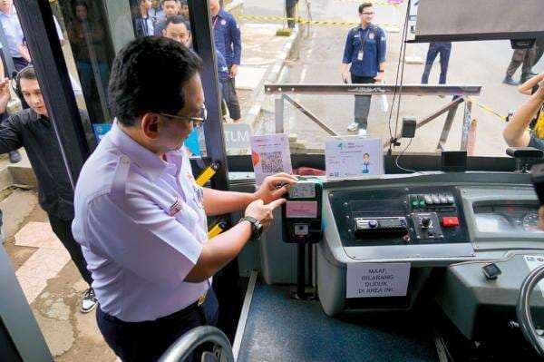 Dukung Integrasi Pembayaran, KMT Kini Bisa Digunakan di Angkutan Perkotaan Depok dan Cikarang Dukung Integrasi Pembayaran, KMT Kini Bisa Digunakan di Angkutan Perkotaan Depok dan Cikarang
