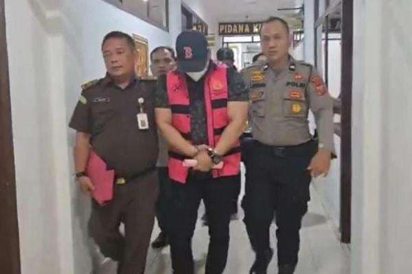 2 Pejabat Pemkot Medan Ditetapkan Tersangka Korupsi, Kasus Apa? 2 Pejabat Pemkot Medan Ditetapkan Tersangka Korupsi, Kasus Apa?