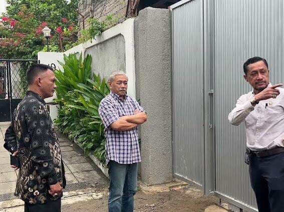 Mediasi Gagal, Kuasa Hukum Hayono Isman: Mari Buktikan Siapa Paling Berhak Memiliki Rumah Mediasi Gagal, Kuasa Hukum Hayono Isman: Mari Buktikan Siapa Paling Berhak Memiliki Rumah