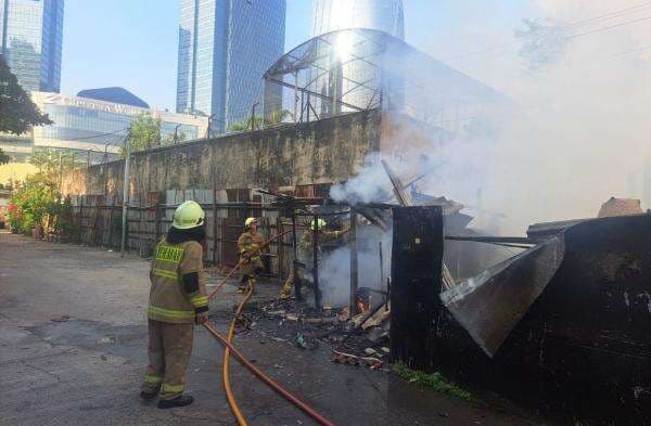 Kebakaran Rumah Kontrakan di Setiabudi, Diduga Akibat Kebocoran Tabung Gas Kebakaran Rumah Kontrakan di Setiabudi, Diduga Akibat Kebocoran Tabung Gas