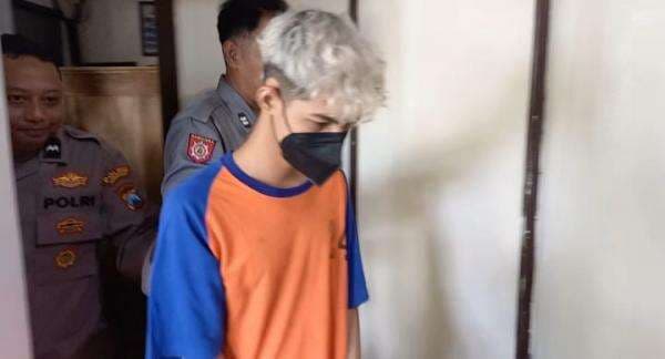 Motif Asmara dan Video Asusila Jadi Penyebab Pegawai Minimarket Tewas, Ada Aroma Balas Dendam! Motif Asmara dan Video Asusila Jadi Penyebab Pegawai Minimarket Tewas, Ada Aroma Balas Dendam!