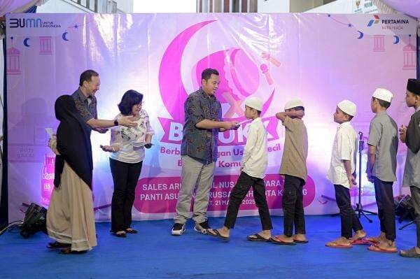 Pertamina Patra Niaga Gelar Program BEDUKK Ramadan di Kupang, dengan Komunitas Motor dan UMKM Pertamina Patra Niaga Gelar Program BEDUKK Ramadan di Kupang, dengan Komunitas Motor dan UMKM