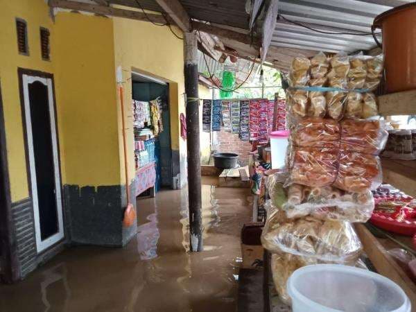 Banjir Parah Terjang Banyuwangi dan Jember, Ribuan Rumah Terendam Banjir Parah Terjang Banyuwangi dan Jember, Ribuan Rumah Terendam