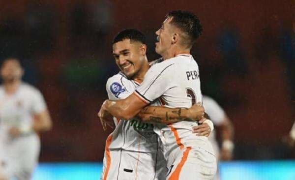 Hasil Super League: Madura United Tumbangkan Persijap, Borneo FC Perkasa di Padang! Hasil Super League: Madura United Tumbangkan Persijap, Borneo FC Perkasa di Padang!