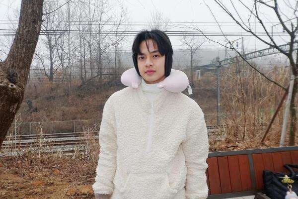 Yusman Kusuma Bantah Selingkuh dengan Jule: Kami Hanya Teman Yusman Kusuma Bantah Selingkuh dengan Jule: Kami Hanya Teman