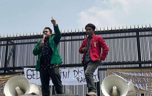 100 Hari Kerja Kabinet Prabowo-Gibran, BEM PTMAI Desak Evaluasi di Istana Merdeka 100 Hari Kerja Kabinet Prabowo-Gibran, BEM PTMAI Desak Evaluasi di Istana Merdeka