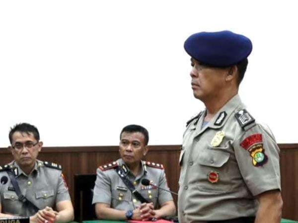 6 Fakta Sidang Etik Bripka Rohmad, Jalankan Perintah Atasan hingga Didemosi 7 Tahun 6 Fakta Sidang Etik Bripka Rohmad, Jalankan Perintah Atasan hingga Didemosi 7 Tahun