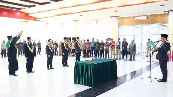 Direktur PNL Lantik Empat Wakil Direktur: Langkah Baru Menuju Politeknik yang Lebih Unggul Direktur PNL Lantik Empat Wakil Direktur: Langkah Baru Menuju Politeknik yang Lebih Unggul