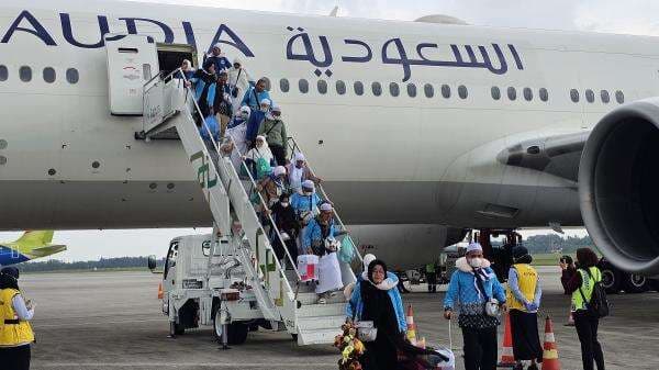 Hari ke-52 Ibadah Haji, 66.137 Jemaah Sudah Diterbangkan dari Arab Saudi ke Tanah Air Hari ke-52 Ibadah Haji, 66.137 Jemaah Sudah Diterbangkan dari Arab Saudi ke Tanah Air