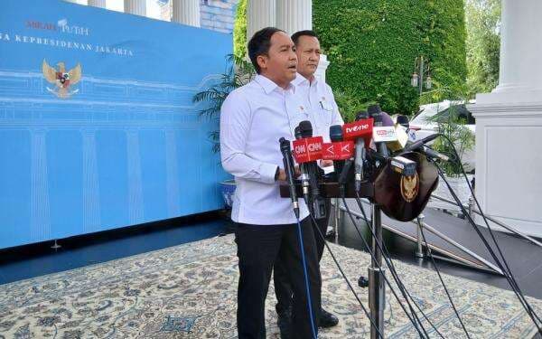 Menhut Cabut 22 Izin PBPH Seluas 1 Juta Hektare Menhut Cabut 22 Izin PBPH Seluas 1 Juta Hektare