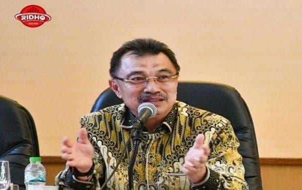 Profil Abdul Harris Bobihoe, Eks Pengusaha yang Kini Jadi Calon Wakil Wali Kota Bekasi Profil Abdul Harris Bobihoe, Eks Pengusaha yang Kini Jadi Calon Wakil Wali Kota Bekasi