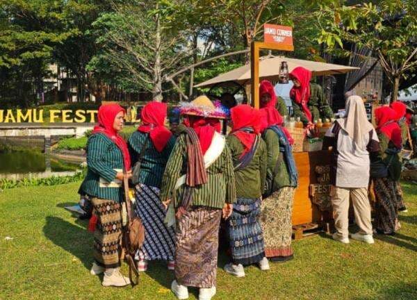 Acaraki Jamu Festival 2026 Dorong Jamu Jadi Penggerak Ekonomi Nasional Acaraki Jamu Festival 2026 Dorong Jamu Jadi Penggerak Ekonomi Nasional