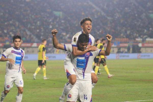 Port FC Juara usai Kalahkan Oxford United 2-1 di Final Piala Presiden 2025 Port FC Juara usai Kalahkan Oxford United 2-1 di Final Piala Presiden 2025