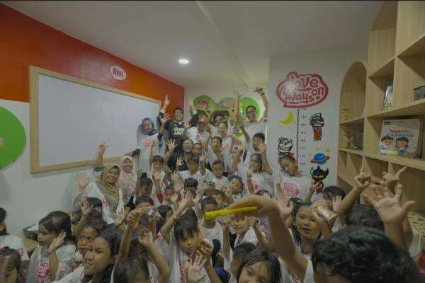 Bangun Ruang Belajar di Jakut dengan Hadirkan Akses Digital untuk Anak-anak Bangun Ruang Belajar di Jakut dengan Hadirkan Akses Digital untuk Anak-anak