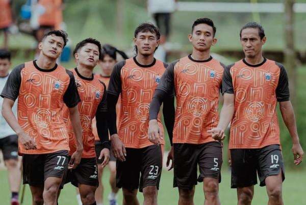 Ogah Bersantai, Persija Jakarta Tetap Tingkatkan Performa Selama Jeda Internasional Ogah Bersantai, Persija Jakarta Tetap Tingkatkan Performa Selama Jeda Internasional