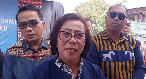 Terkait Sertifikat Ganda, BPN NTT Bilang Itu Bukan Konflik Tanah: “Cuma Tumpang Tindih!” Terkait Sertifikat Ganda, BPN NTT Bilang Itu Bukan Konflik Tanah: “Cuma Tumpang Tindih!”