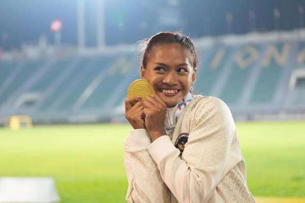 Kisah Haru Atlet Cantik Diva Renatta Jayadi, Pecahkan Rekor di SEA Games 2025 Berkat Dukungan Keluarga Kisah Haru Atlet Cantik Diva Renatta Jayadi, Pecahkan Rekor di SEA Games 2025 Berkat Dukungan Keluarga