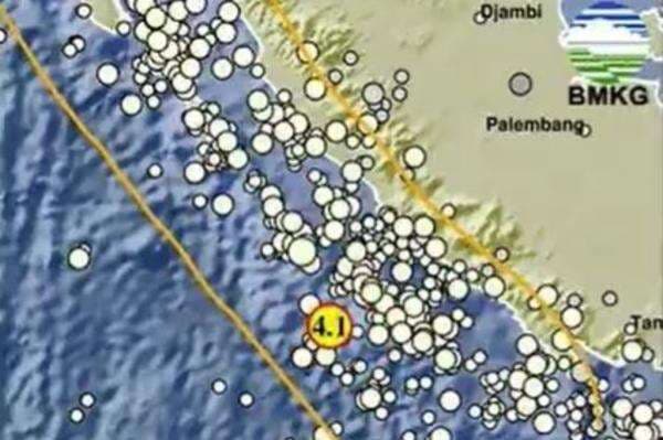 Gempa Hari Ini Magnitudo 4,1 Guncang Enggano Bengkulu Gempa Hari Ini Magnitudo 4,1 Guncang Enggano Bengkulu