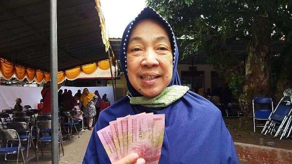 Bansos BLT Kesra Rp900 Ribu November 2025 Belum Cair? Ini Cara Melaporkannya Bansos BLT Kesra Rp900 Ribu November 2025 Belum Cair? Ini Cara Melaporkannya