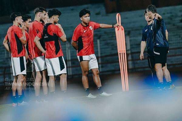 Media Vietnam Ejek Pemain Naturalisasi Timnas Indonesia U-23 Tak Bersinar: Mengecewakan! Media Vietnam Ejek Pemain Naturalisasi Timnas Indonesia U-23 Tak Bersinar: Mengecewakan!