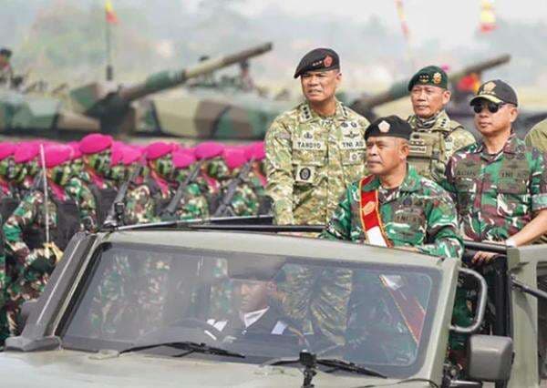 Prabowo Tugaskan Wakil Panglima TNI Tangani Normalisasi Sungai Pascabencana Sumatera Prabowo Tugaskan Wakil Panglima TNI Tangani Normalisasi Sungai Pascabencana Sumatera