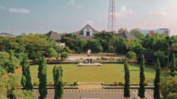 UNDIP Melesat Peringkat 4 di Webometrics 2025, Salip IPB dan UNAIR UNDIP Melesat Peringkat 4 di Webometrics 2025, Salip IPB dan UNAIR