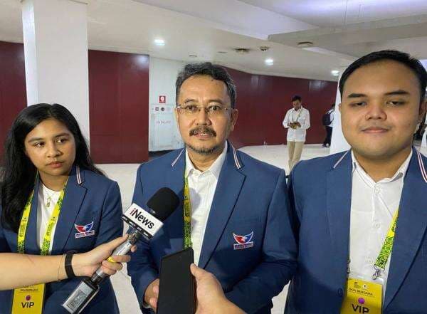 Ferry Kurnia Hadiri Doa Bersama HUT ke-61 Golkar, Sampaikan Pesan Hormat Ketum Partai Perindo Ferry Kurnia Hadiri Doa Bersama HUT ke-61 Golkar, Sampaikan Pesan Hormat Ketum Partai Perindo