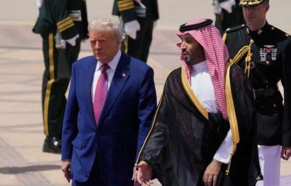 Trump Desak Saudi Berdamai dengan Israel sebagai Imbalan Damaikan Gaza Trump Desak Saudi Berdamai dengan Israel sebagai Imbalan Damaikan Gaza