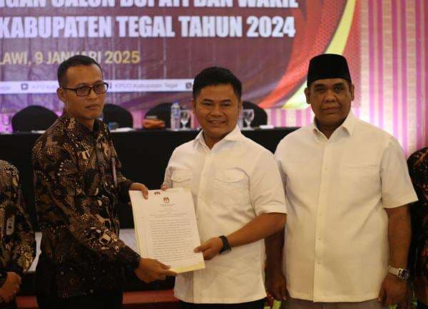 KPUD Kabupaten Tegal Tetapkan Pasangan Ischak-Kholid sebagai Bupati dan Wakil Bupati Tegal Terpilih KPUD Kabupaten Tegal Tetapkan Pasangan Ischak-Kholid sebagai Bupati dan Wakil Bupati Tegal Terpilih