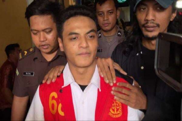 Vadel Badjideh Ngaku Dapat Mukjizat di Penjara, Ini Pengakuannya Vadel Badjideh Ngaku Dapat Mukjizat di Penjara, Ini Pengakuannya