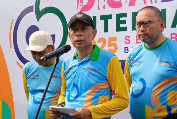 Cerita Wamensos Tinjau Bencana Sumatra, Kehabisan BBM hingga Antre 5 Jam di SPBU Cerita Wamensos Tinjau Bencana Sumatra, Kehabisan BBM hingga Antre 5 Jam di SPBU